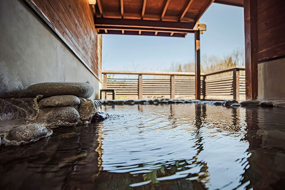 さなざわ㞢テラスの露天風呂
